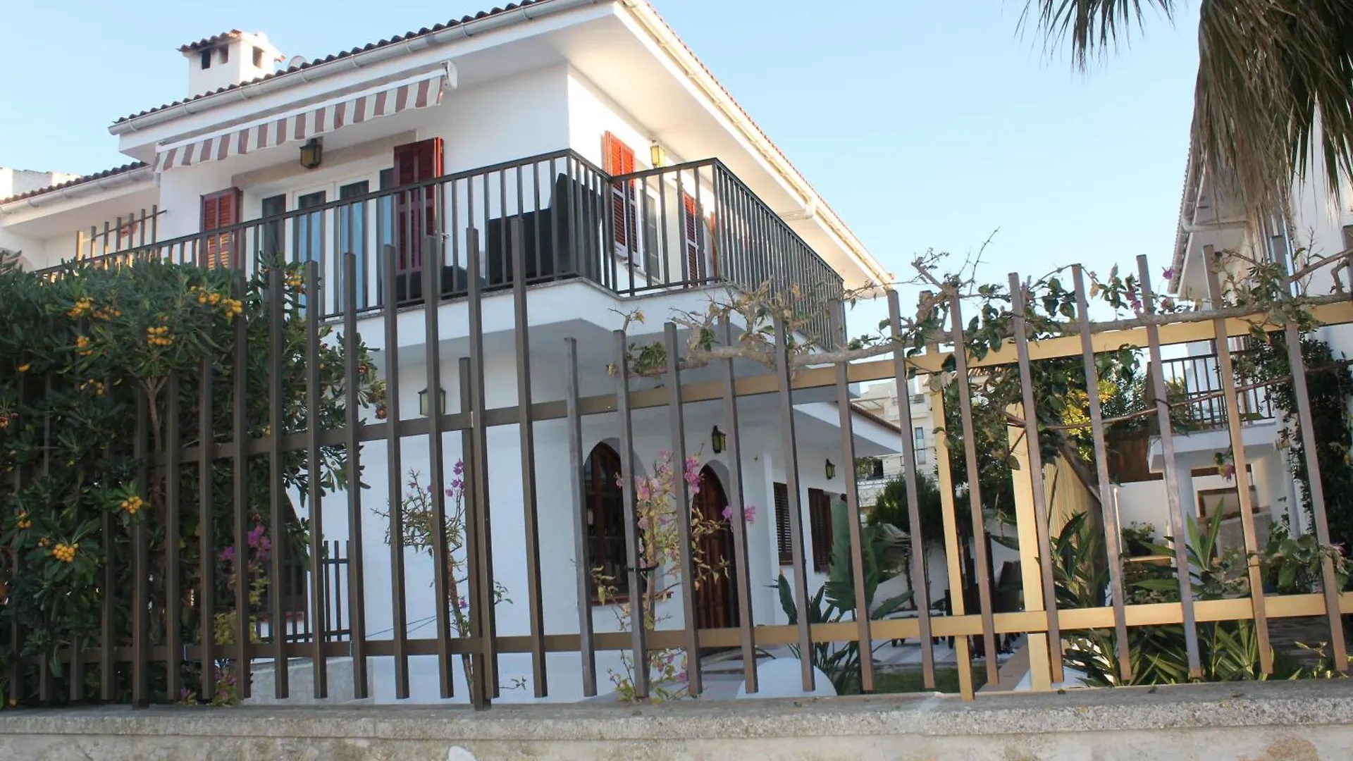 Noemi Near The Beach كان بيكافورت 0*,  إسبانيا